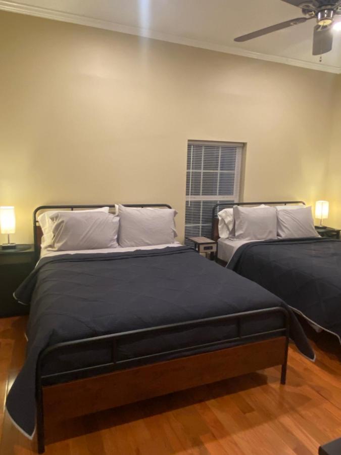 Modern 3-Bedroom, Big Fence Yard, Pets Stay Free Durham Ngoại thất bức ảnh